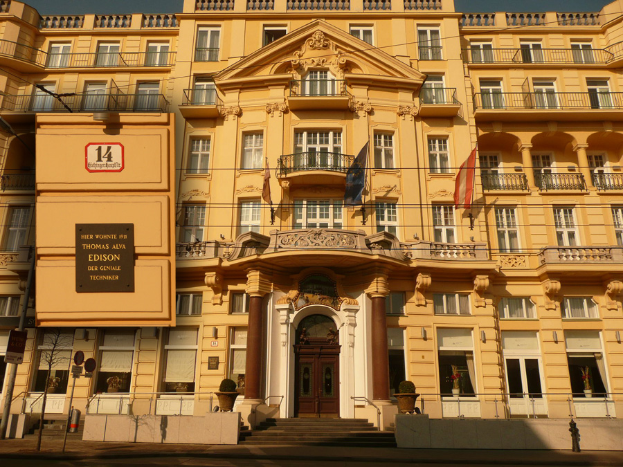 Parkhotel Schönbrunn / Thomas A. Edison