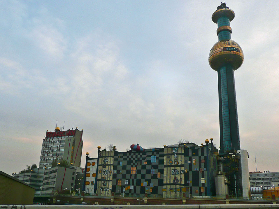 Fernwaerme Wien / Hundertwasser